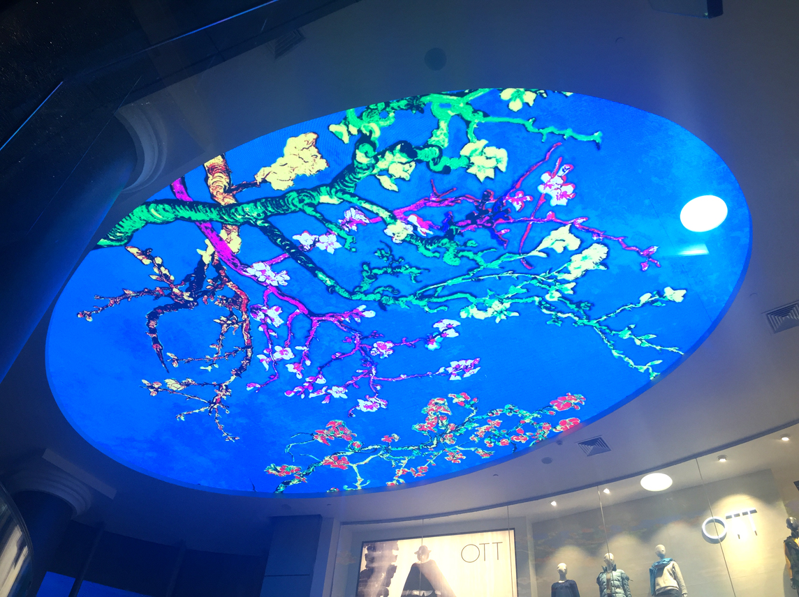 上海百盛購物廣場(chǎng)